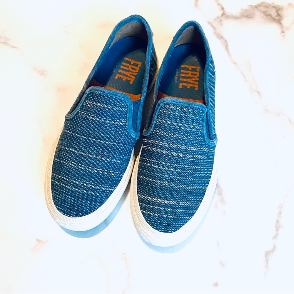 Frye Gia Blue Canvas Slip on Shoes 6M